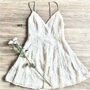 ⚡️New LULU’S Mini Summer Dress ⚡️